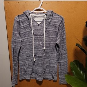 Aeropostale gray pull over sweater
